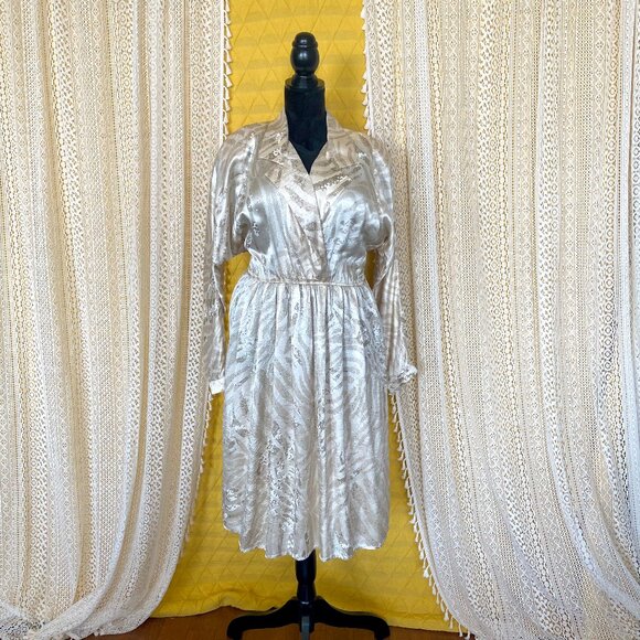 Vintage 80s Shiny Midi Length Boho Wrap Dress by Leslie Fay Size 12 - Picture 3 of 10